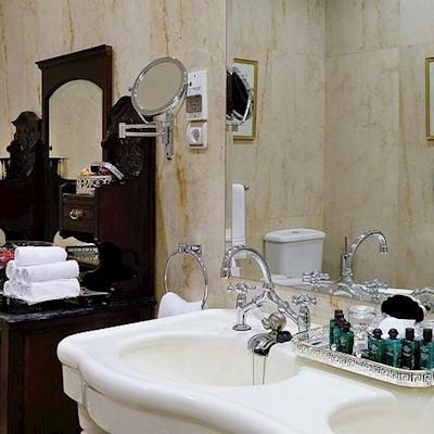بافيلون وينتر الاقصر فندق 5*